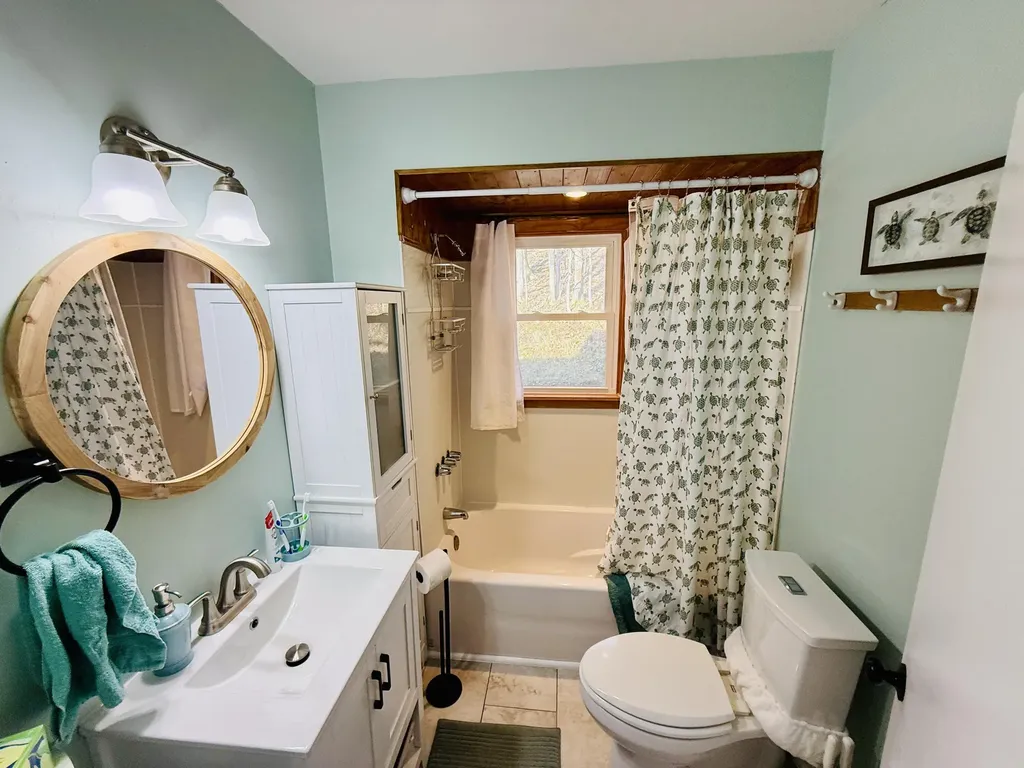 5989 W Barnhart Road Hamlin Township MI 49431