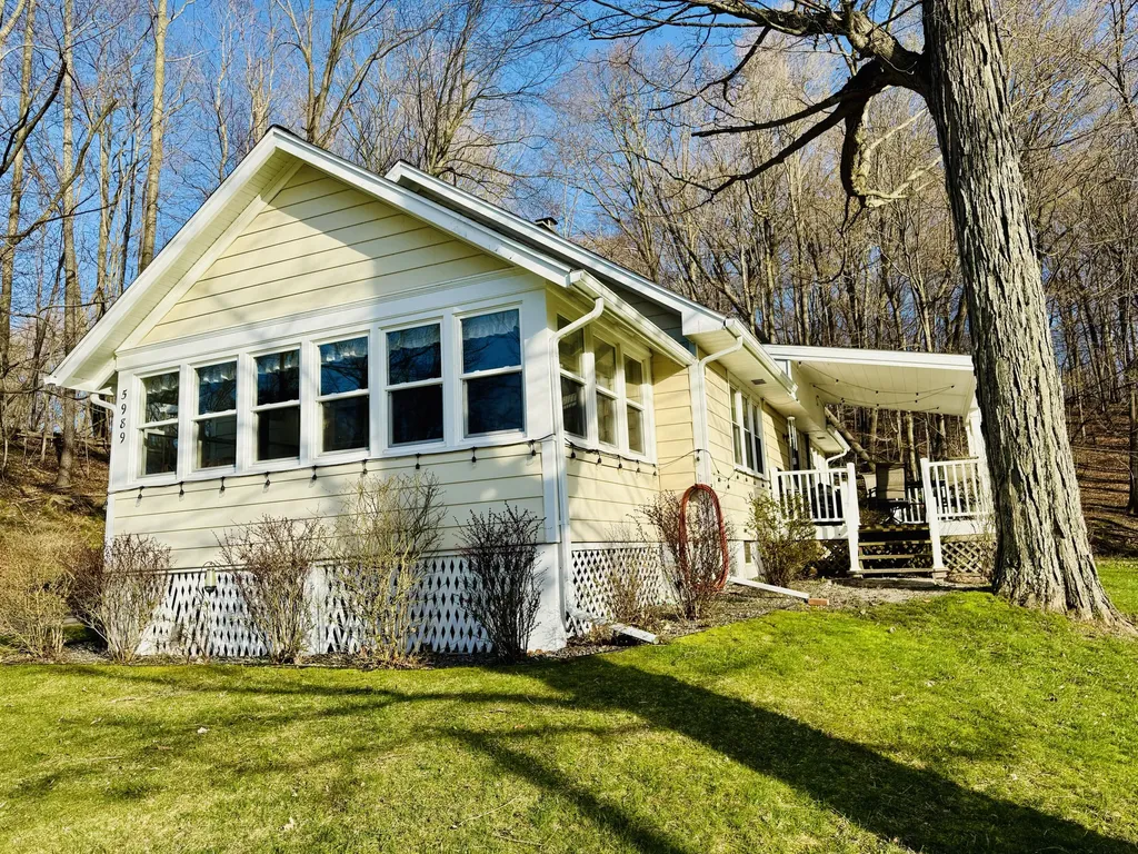 5989 W Barnhart Road Hamlin Township MI 49431