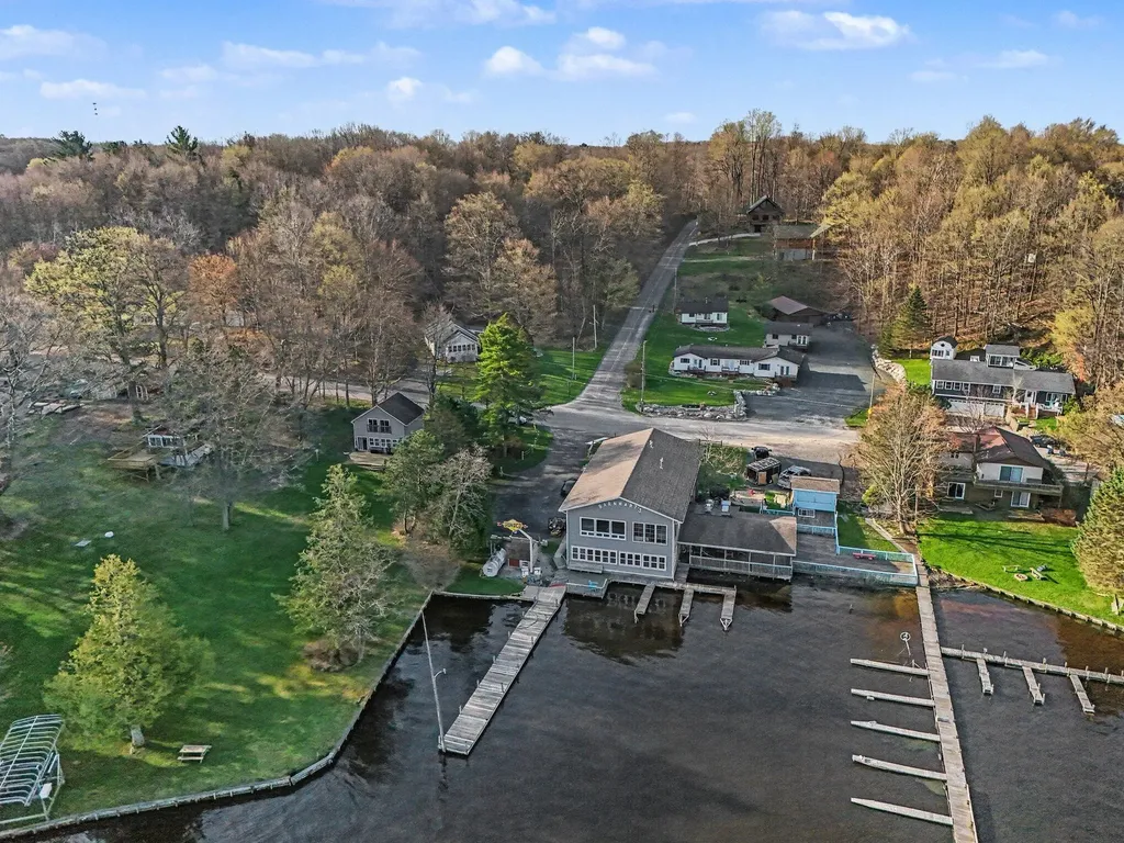 5989 W Barnhart Road Hamlin Township MI 49431