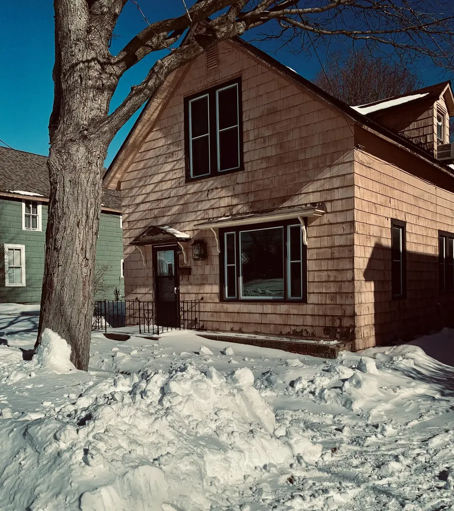 13 Duffy Street Manistee City MI 49660