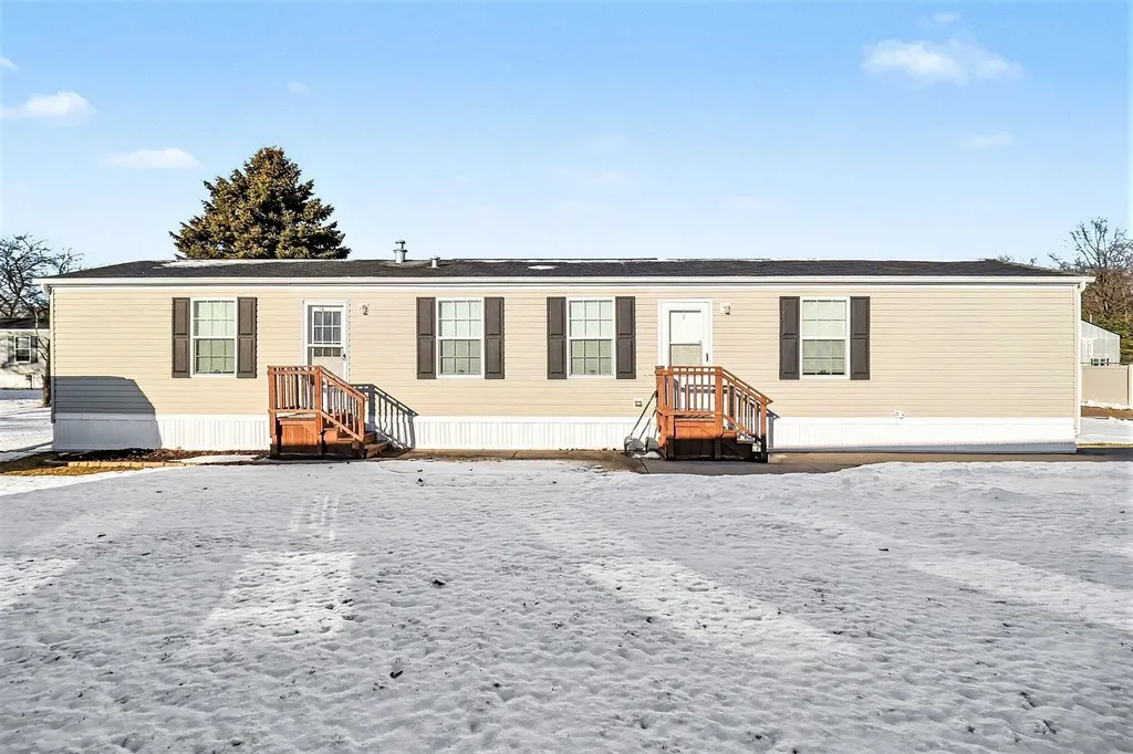 2907 N Sandy Drive Hamlin Township MI 49431