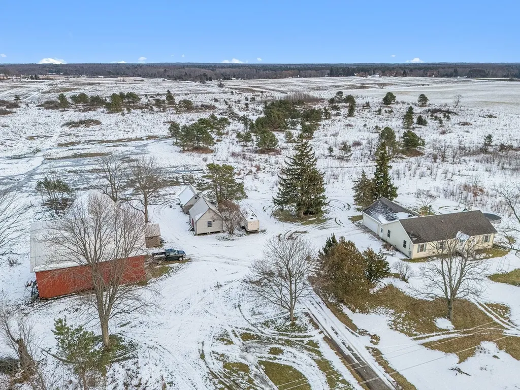 4646 N Anderson Road Victory Township MI 49431