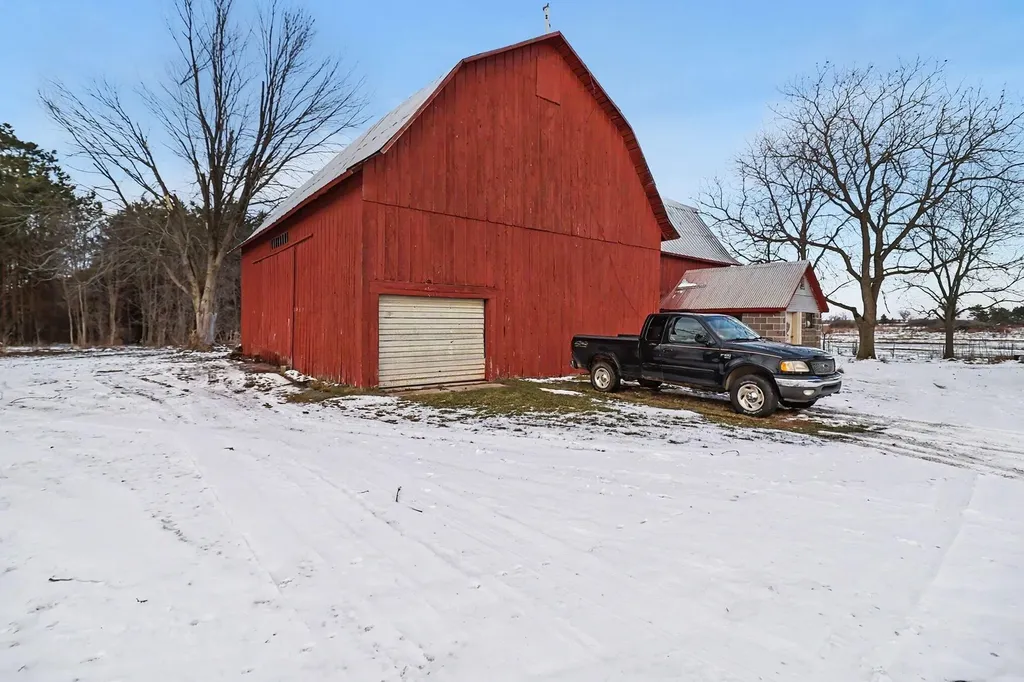 4646 N Anderson Road Victory Township MI 49431