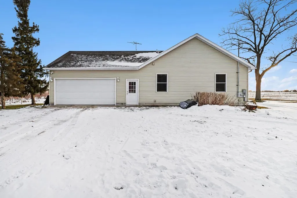 4646 N Anderson Road Victory Township MI 49431