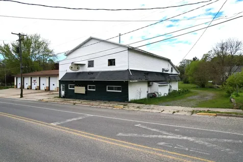 4108 E Main Street Fountain Village MI 49410
