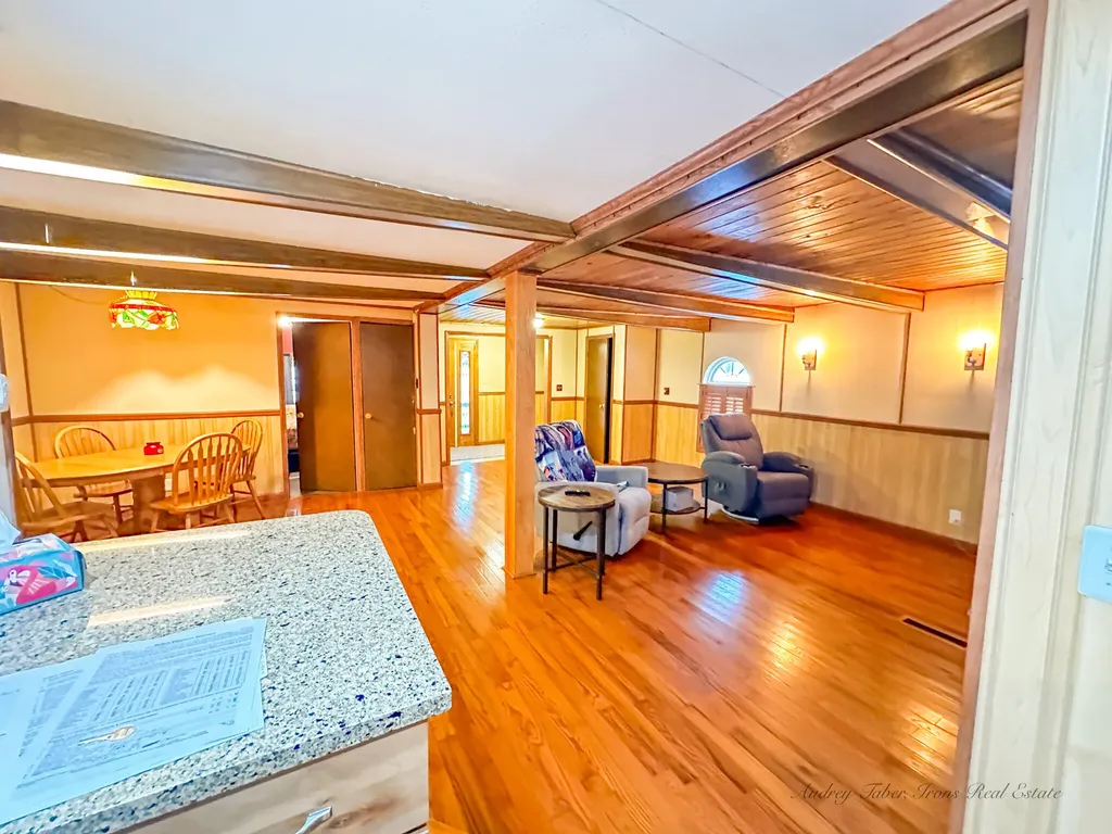 8933 E M 20 Newfield Township MI 49421
