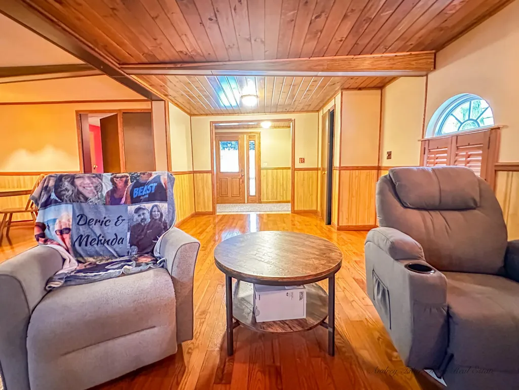 8933 E M 20 Newfield Township MI 49421