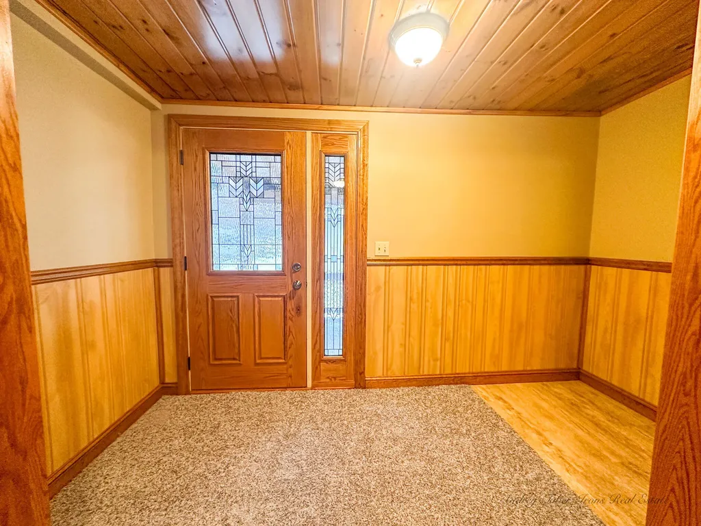 8933 E M 20 Newfield Township MI 49421