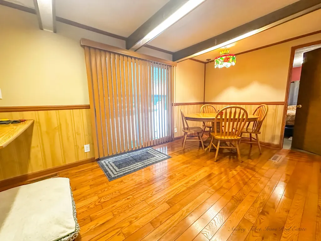 8933 E M 20 Newfield Township MI 49421