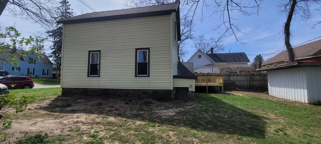 519 S Union Street Hart City MI 49420