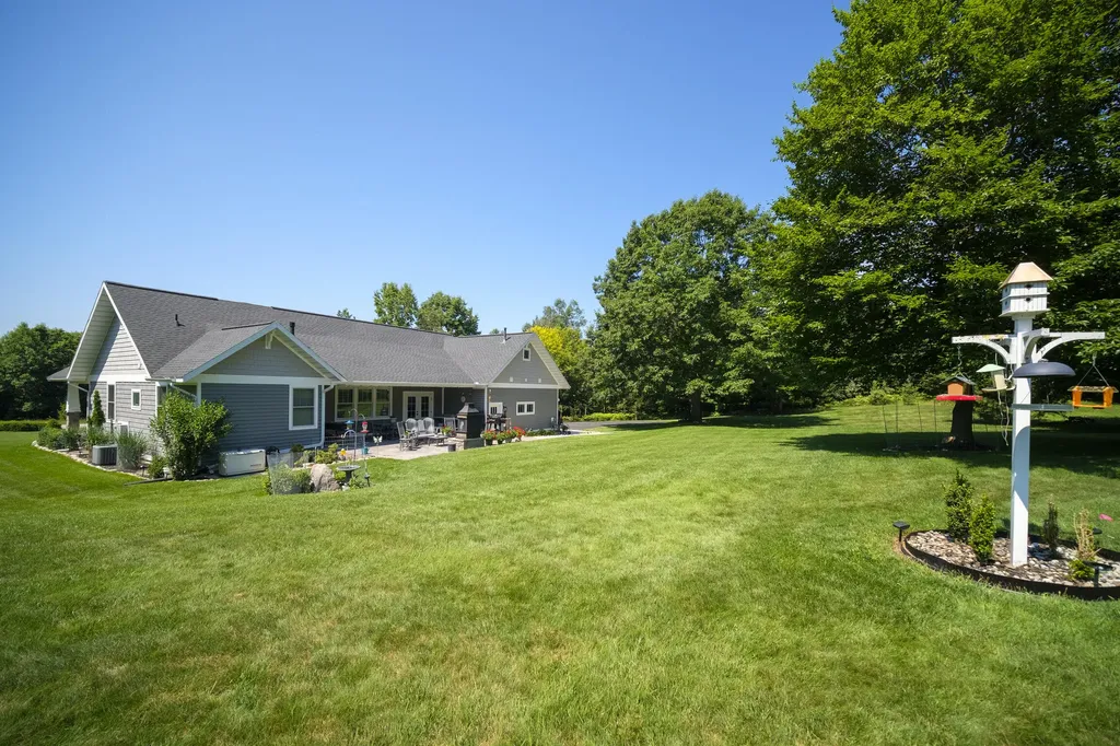 10201 Opal Ridge Drive Onekama Township MI 49675