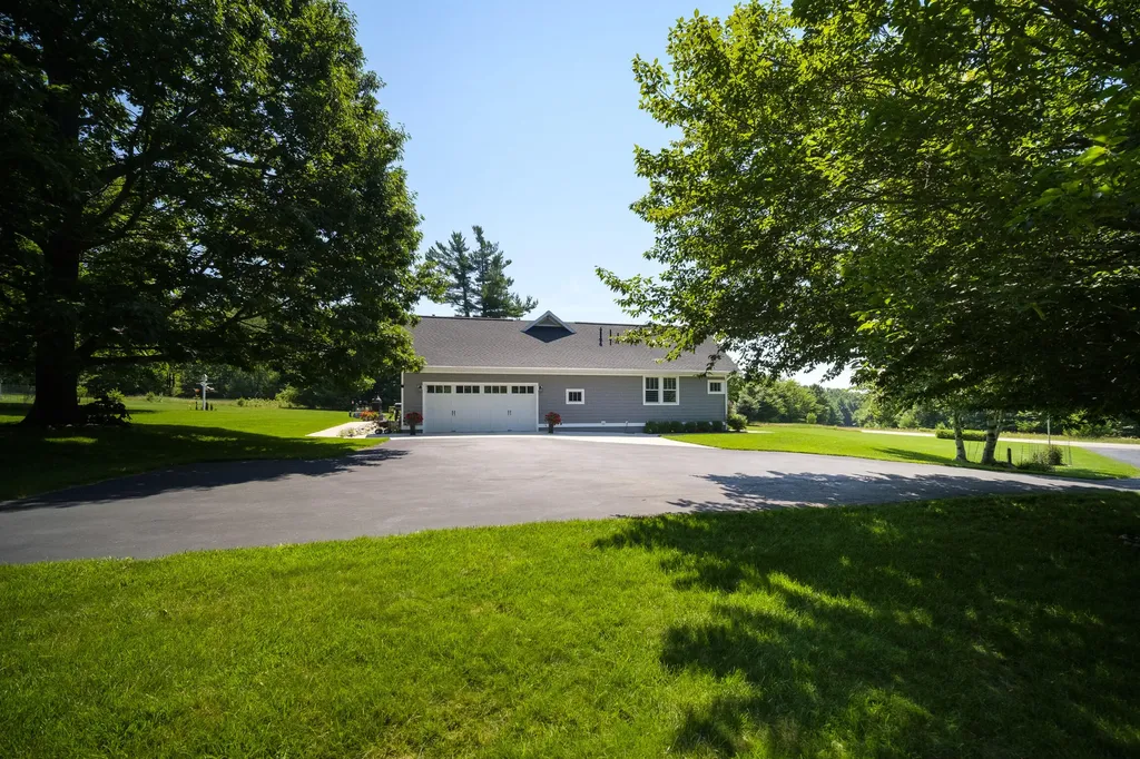 10201 Opal Ridge Drive Onekama Township MI 49675