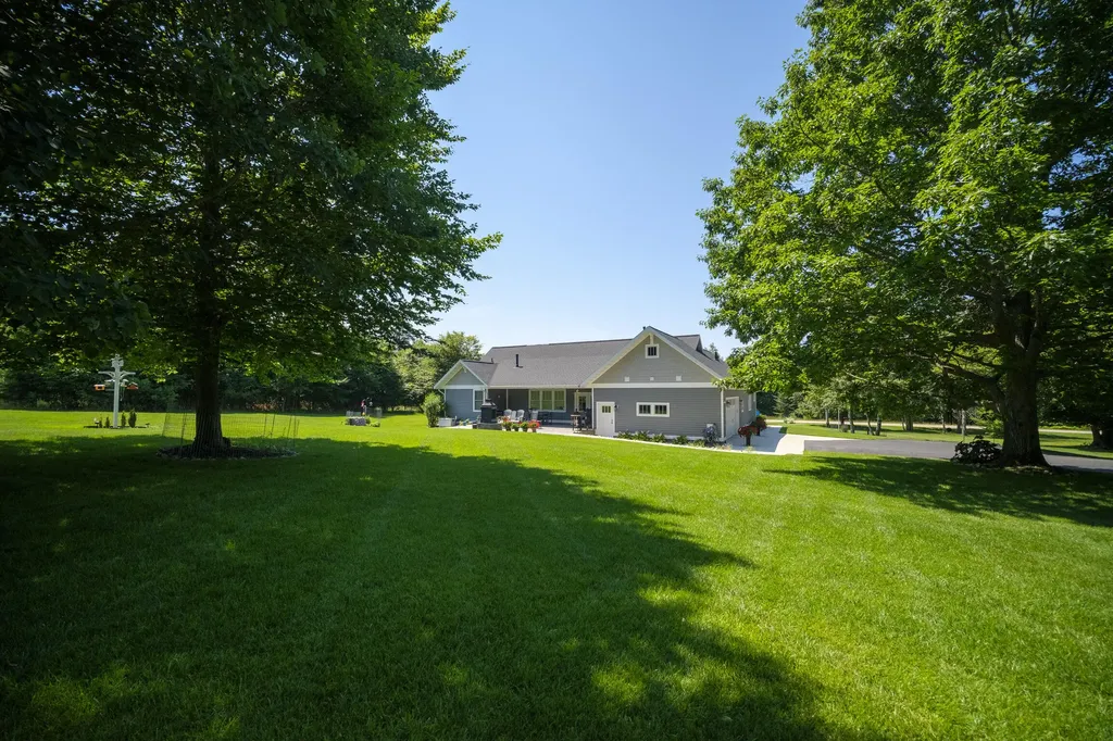 10201 Opal Ridge Drive Onekama Township MI 49675