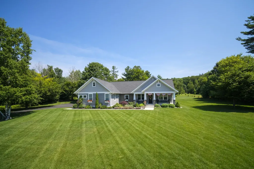 10201 Opal Ridge Drive Onekama Township MI 49675