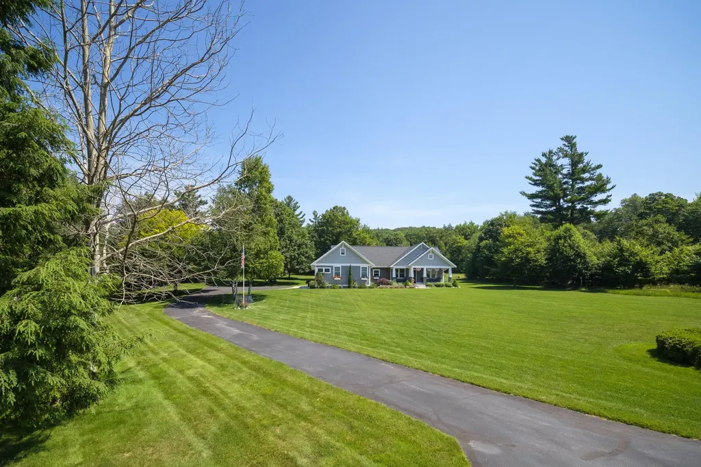 10201 Opal Ridge Drive Onekama Township MI 49675