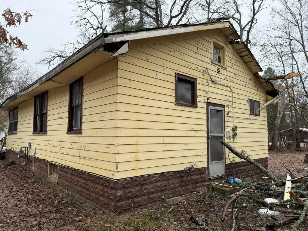 690 E Essex Drive Yates Township MI 49642