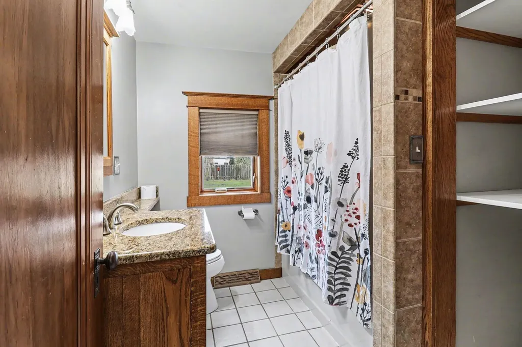 802 N Emily Street Ludington City MI 49431