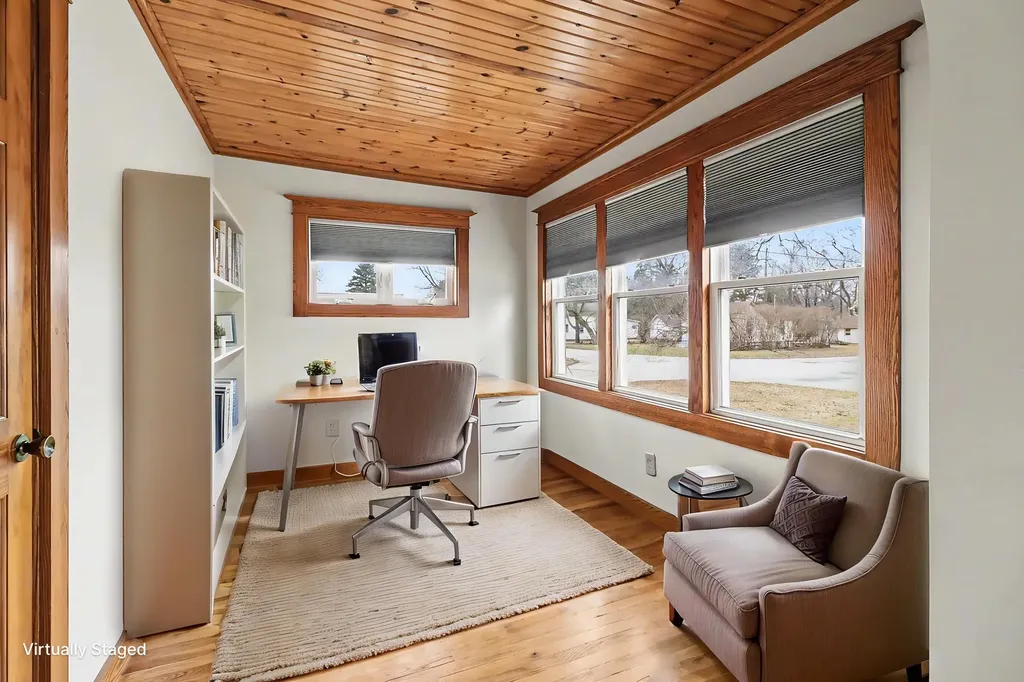 802 N Emily Street Ludington City MI 49431