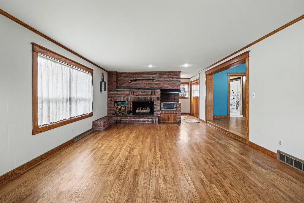 802 N Emily Street Ludington City MI 49431