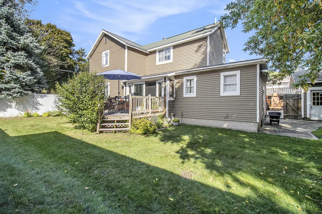 259 5th Avenue Manistee City MI 49660