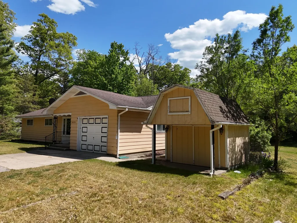 14099 Studebaker Avenue Dickson Township MI 49619