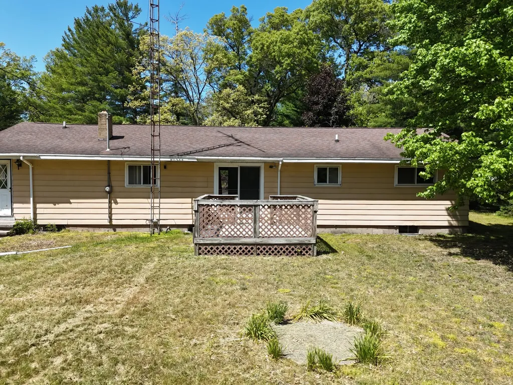 14099 Studebaker Avenue Dickson Township MI 49619