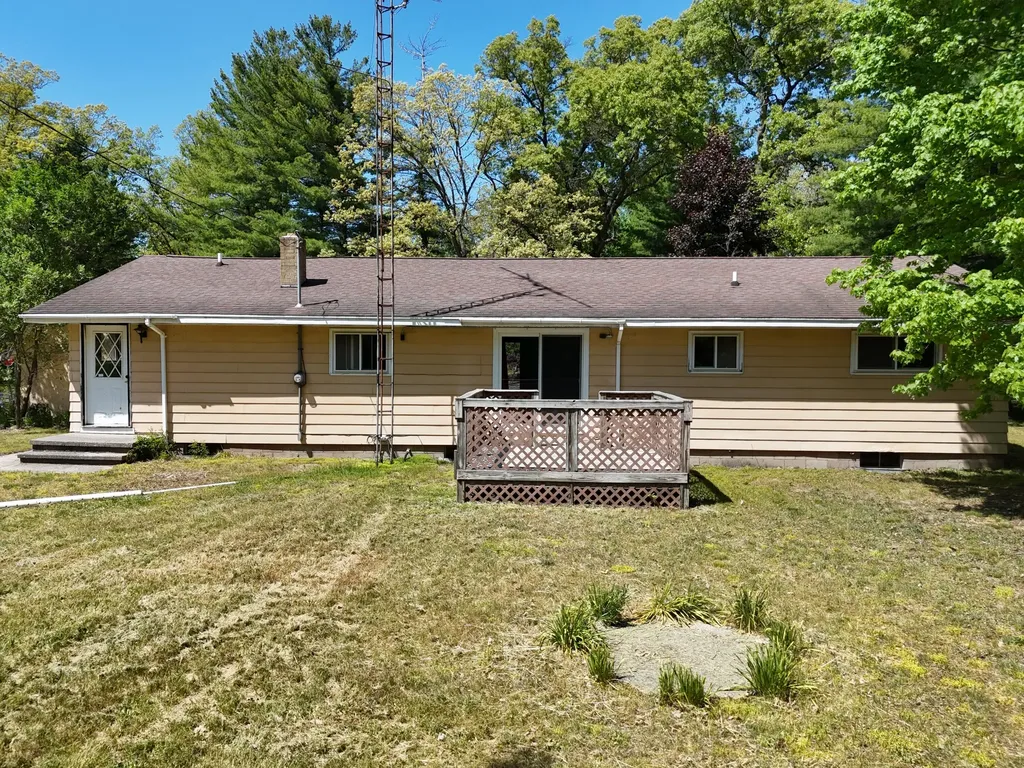 14099 Studebaker Avenue Dickson Township MI 49619