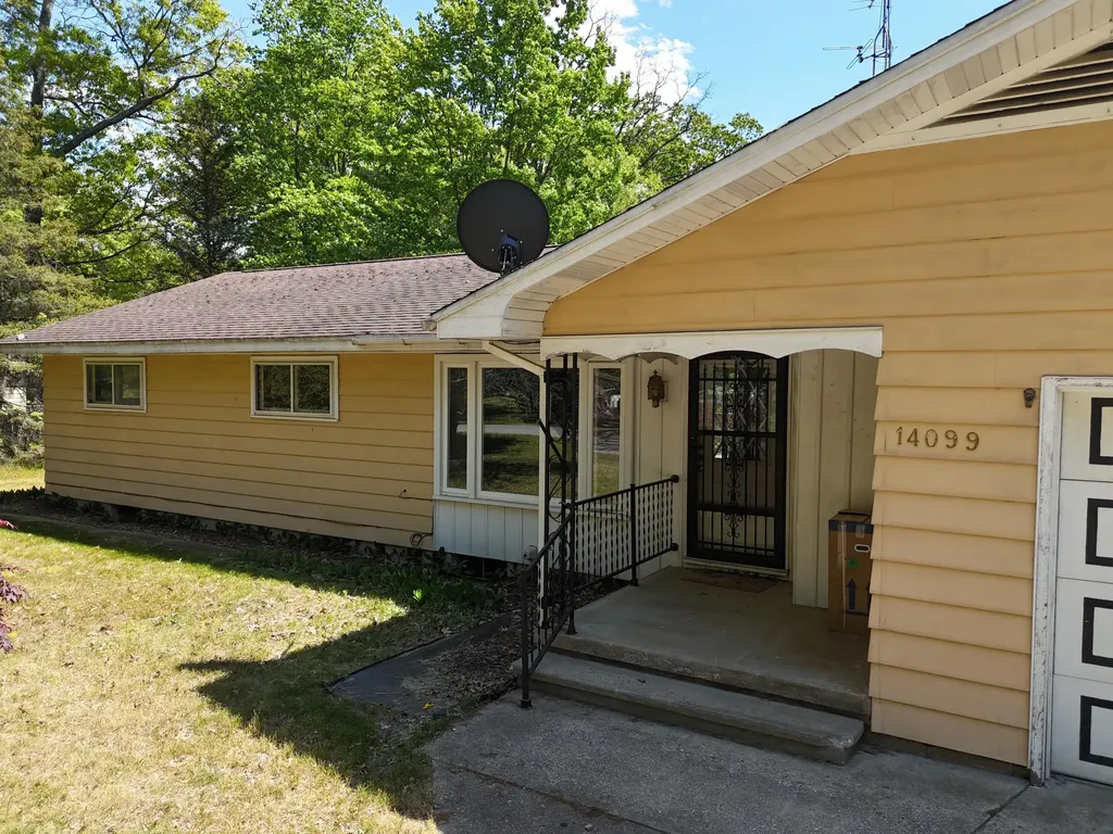 14099 Studebaker Avenue Dickson Township MI 49619