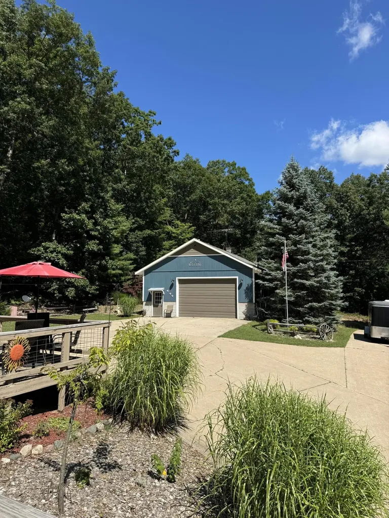 4050 E Ottawa Drive Unknown City MI 49411
