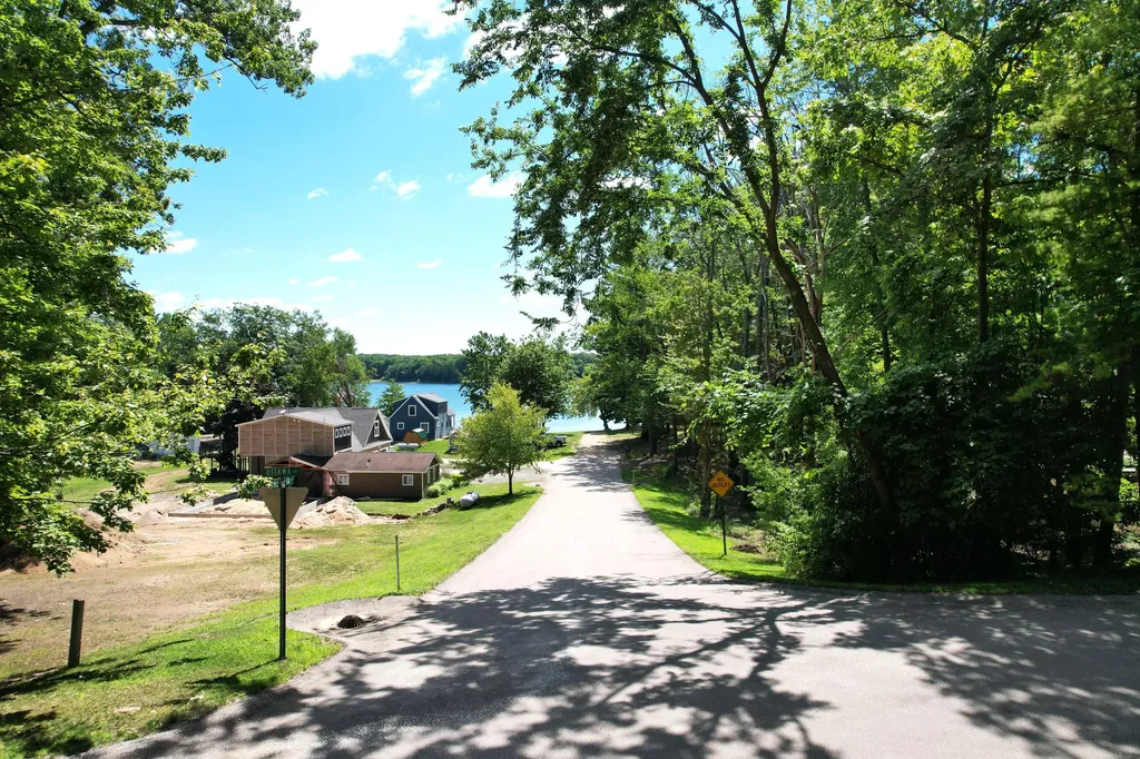4050 E Ottawa Drive Unknown City MI 49411