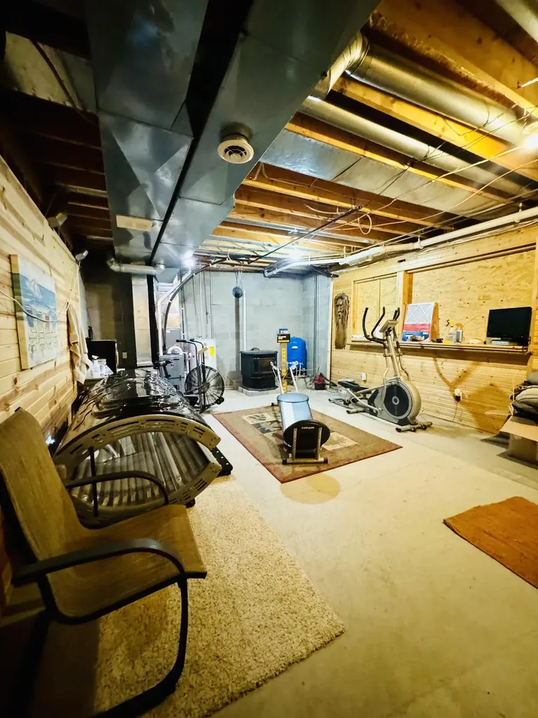 4050 E Ottawa Drive Unknown City MI 49411