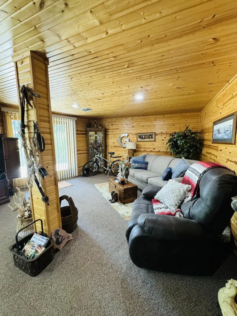 4050 E Ottawa Drive Unknown City MI 49411
