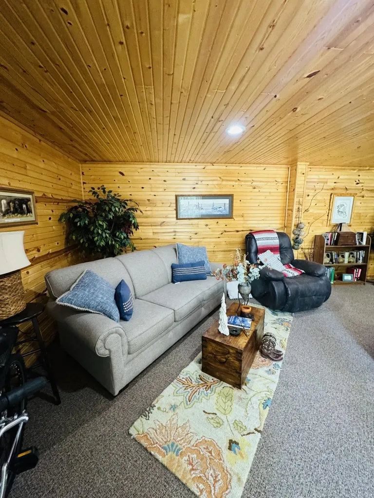4050 E Ottawa Drive Unknown City MI 49411