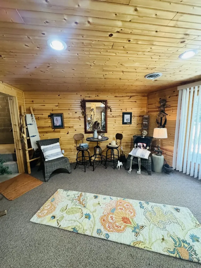 4050 E Ottawa Drive Unknown City MI 49411