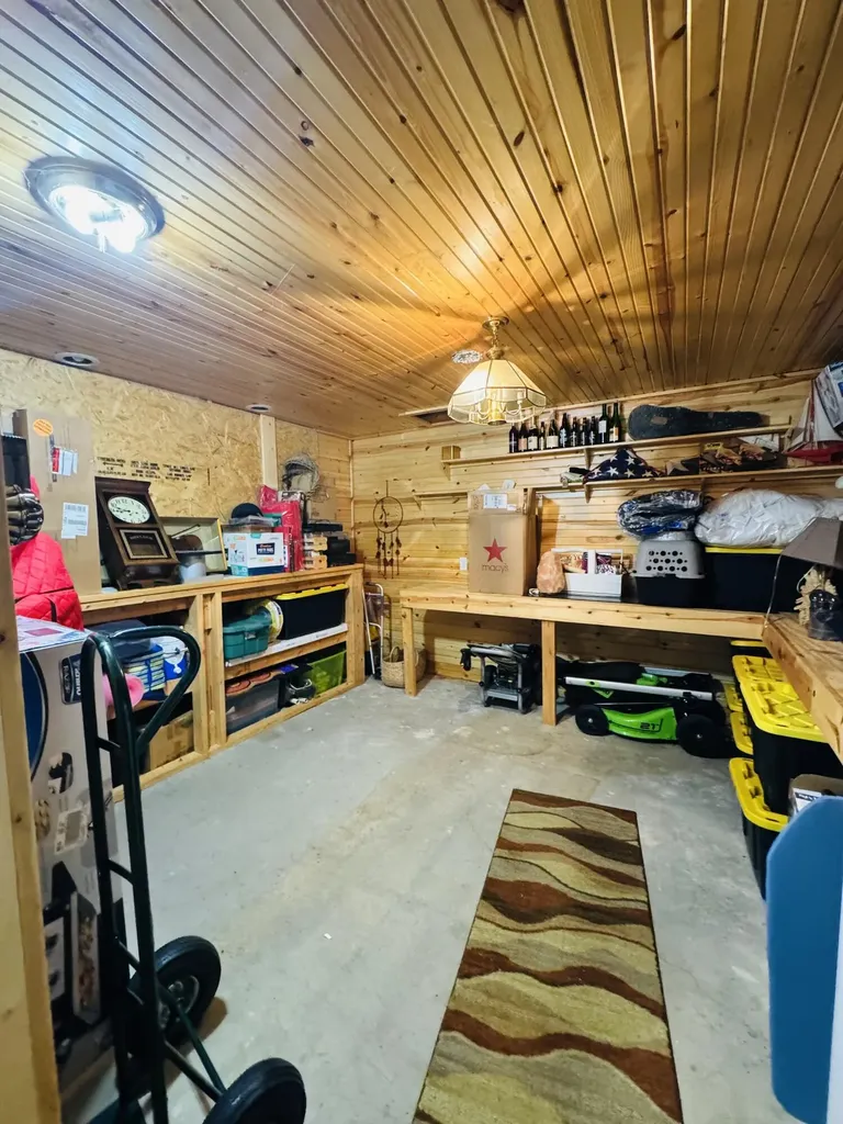 4050 E Ottawa Drive Unknown City MI 49411