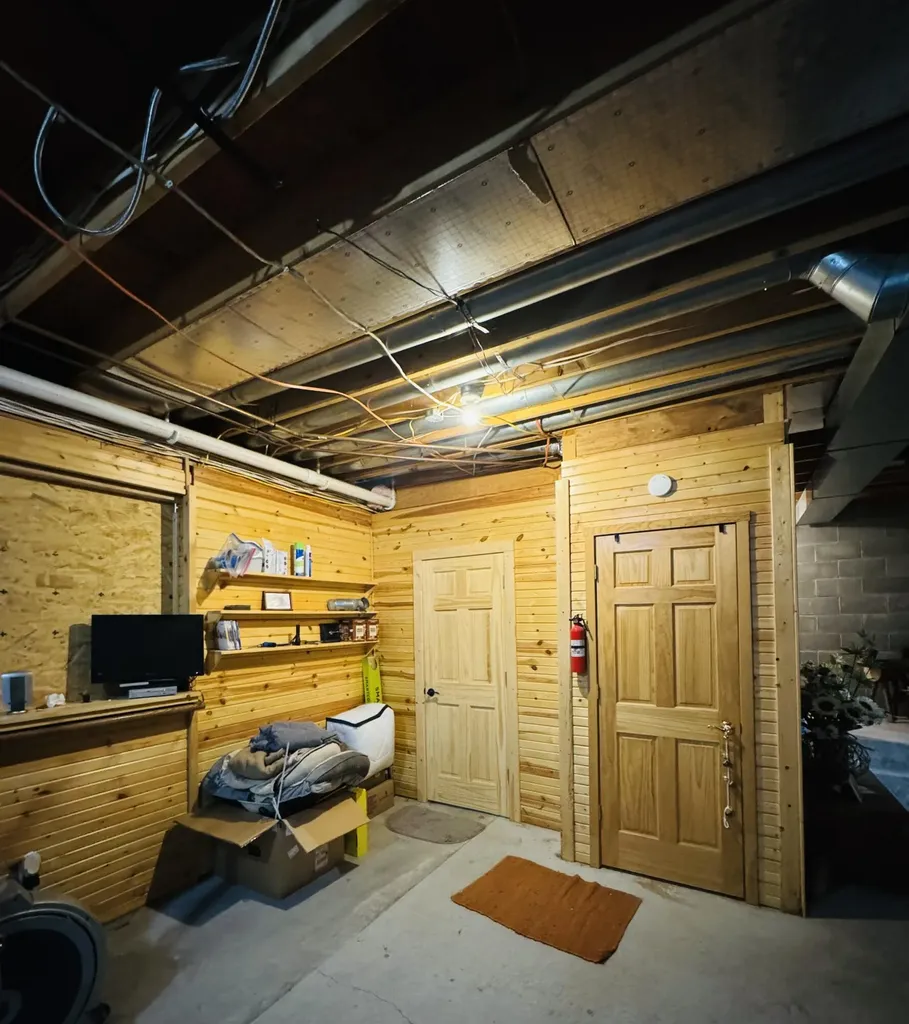 4050 E Ottawa Drive Unknown City MI 49411