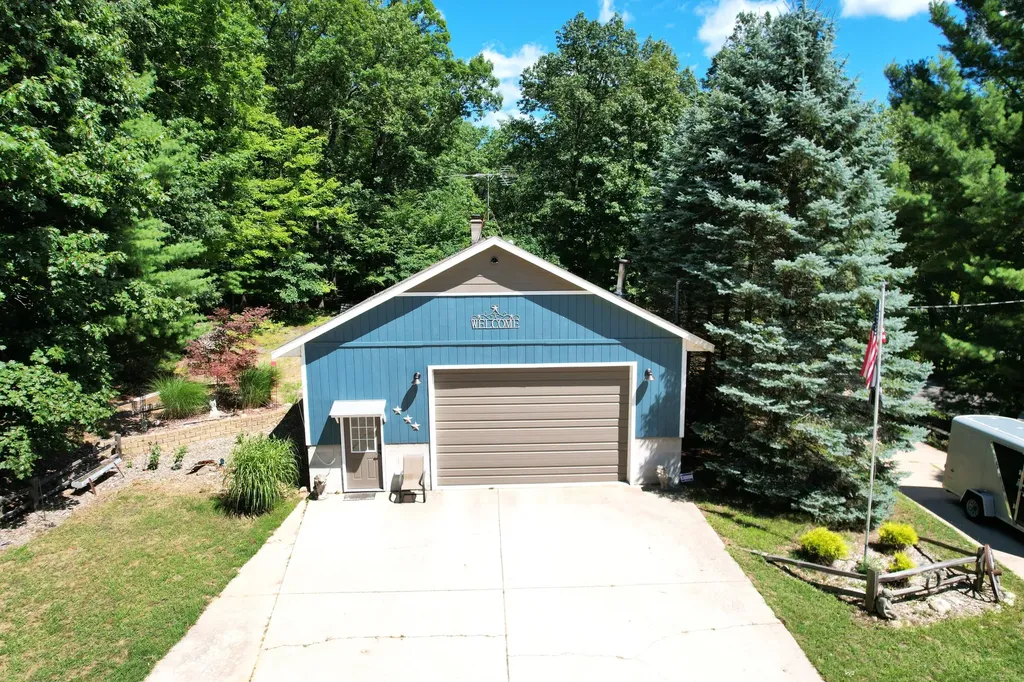 4050 E Ottawa Drive Unknown City MI 49411