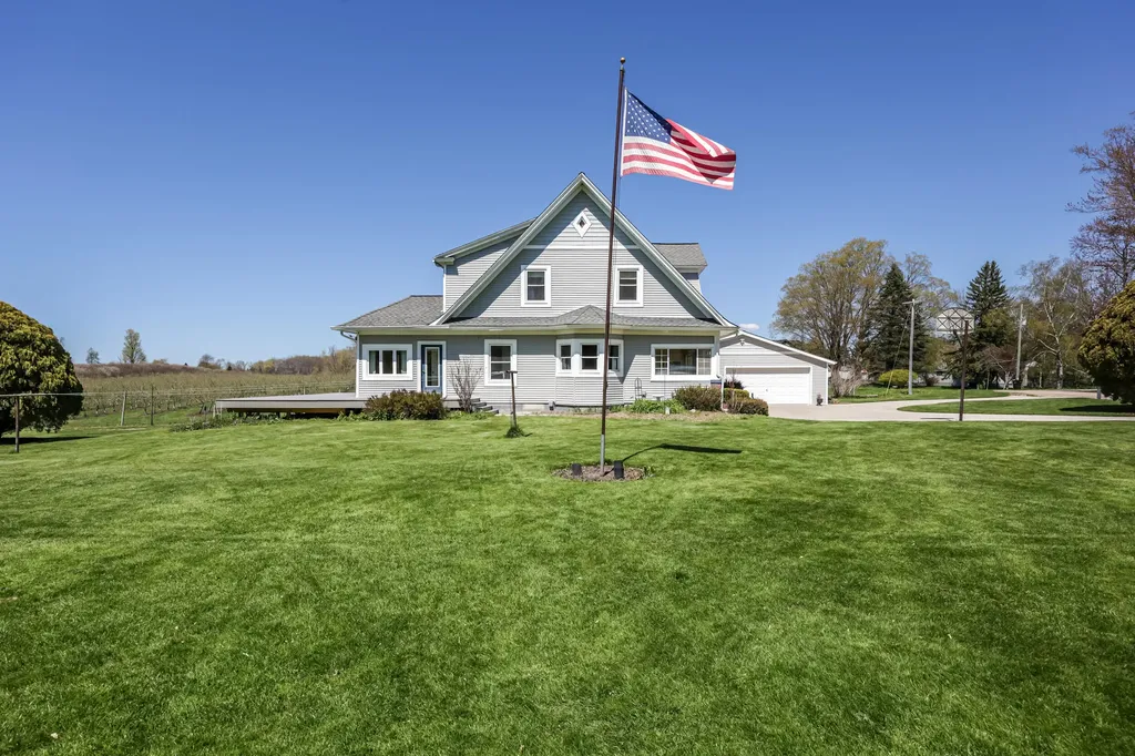 3338 W Abbey Road Hart Township MI 49420