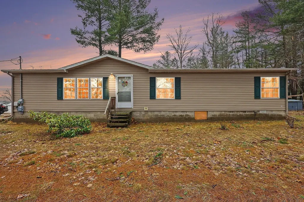 1799 N Lakeview Drive Golden Township MI 49436