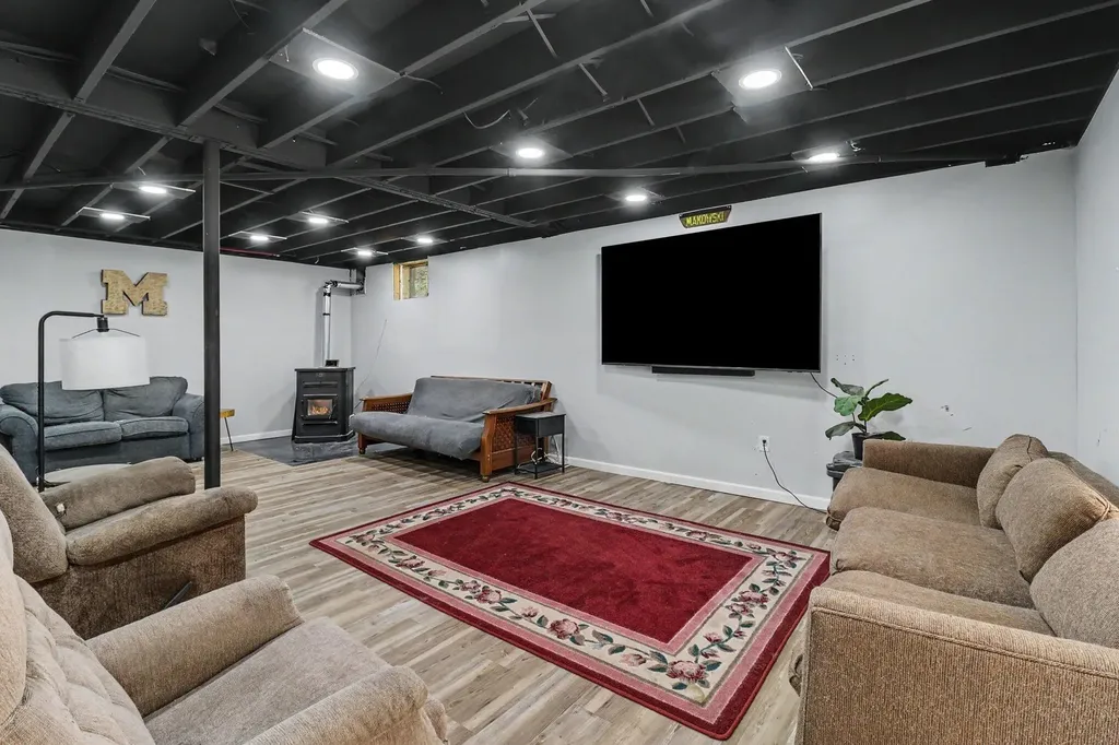 18833 Psutka Road Springdale Township MI 49683