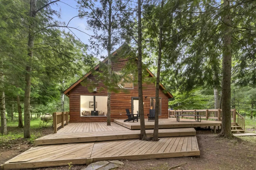 15620 Betsie River Drive Springdale Township MI 49683