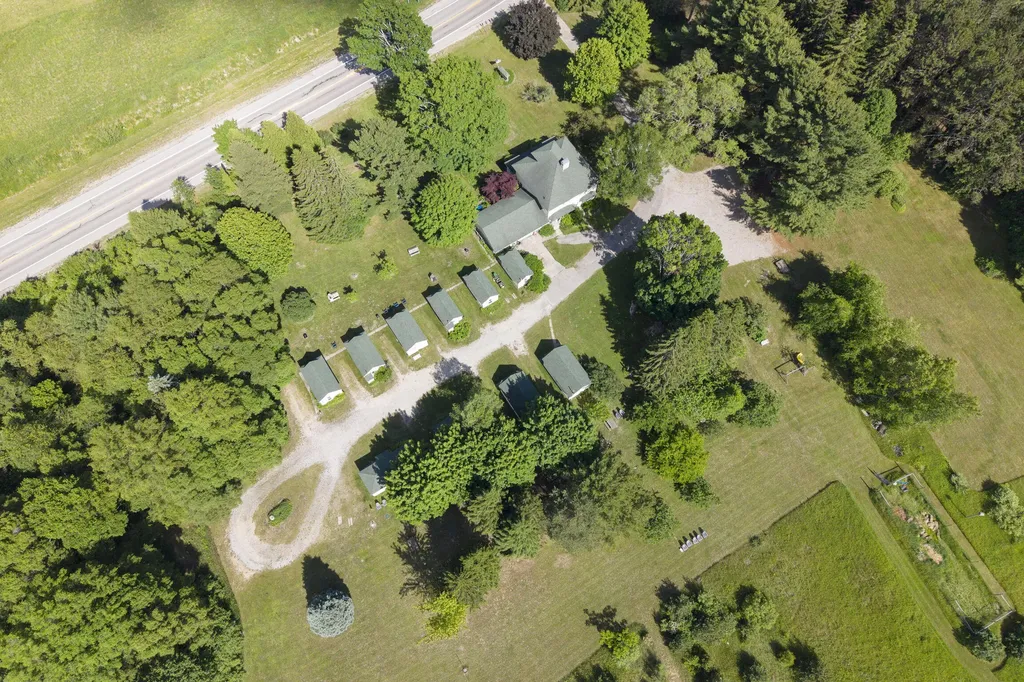 1912 S Scenic Highway Unknown City MI 49635