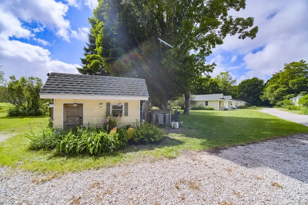 1912 S Scenic Highway Unknown City MI 49635
