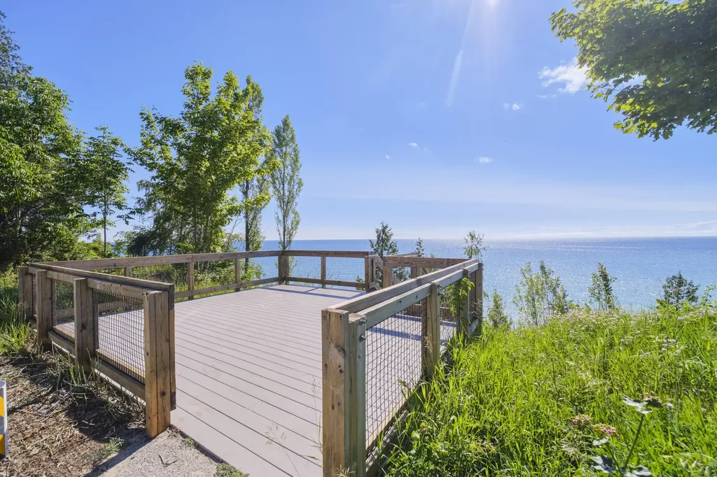 1912 S Scenic Highway Unknown City MI 49635