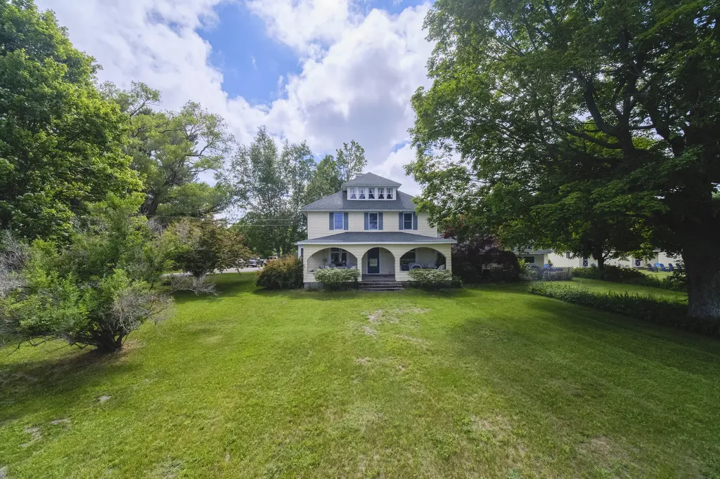 1912 S Scenic Highway Unknown City MI 49635