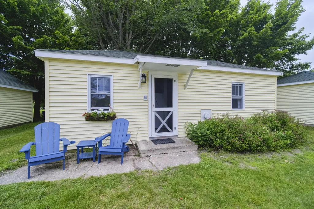 1912 S Scenic Highway Unknown City MI 49635