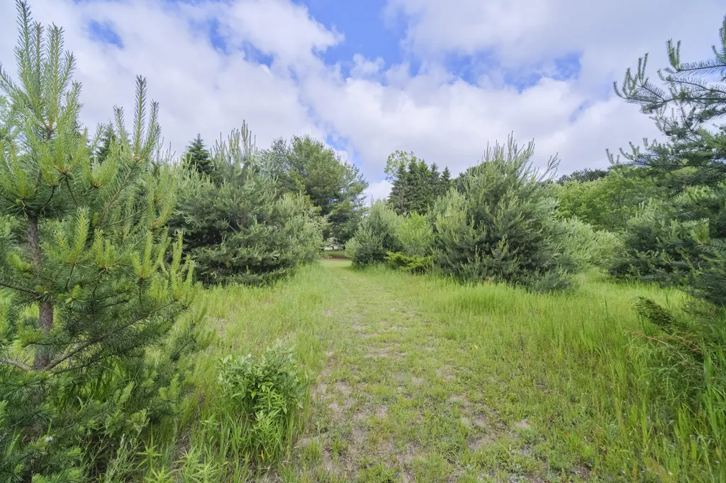 1912 S Scenic Highway Unknown City MI 49635