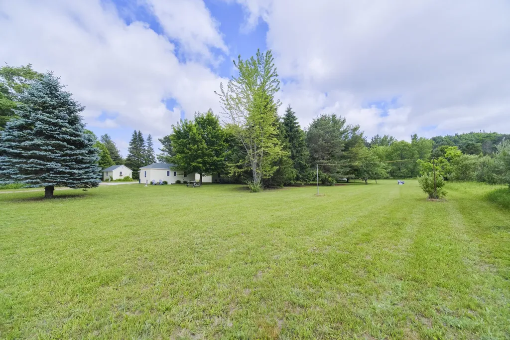 1912 S Scenic Highway Unknown City MI 49635