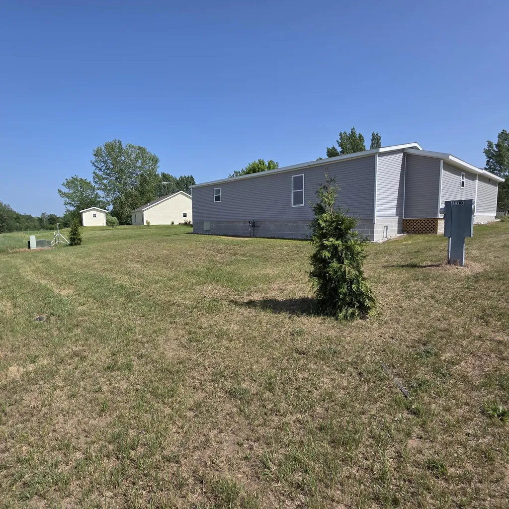 5556 W Lake Boulevard Golden Township MI 49420