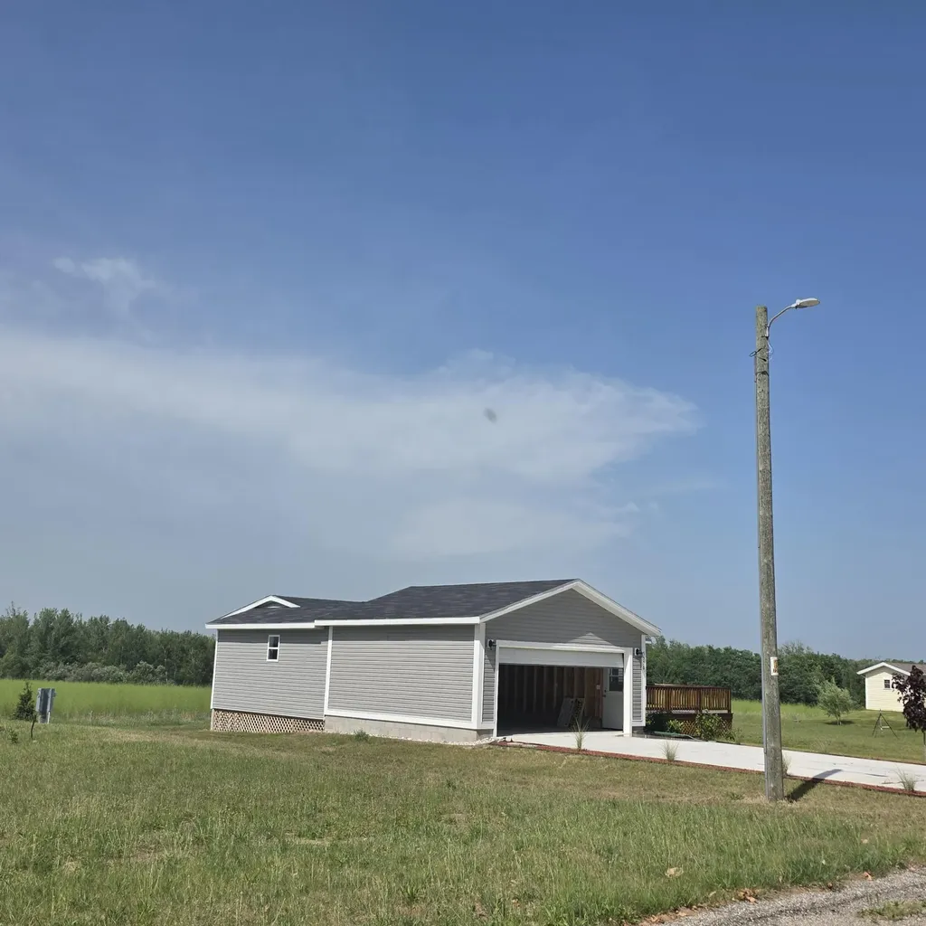 5556 W Lake Boulevard Golden Township MI 49420